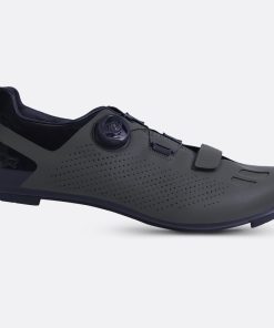 FLR Pro Tour last and fit  – R250 Road Outsole features new injected fiberglass  – Microfiber leather  – Dial lacing System  – Molded EVA, breathable and removable insole.
