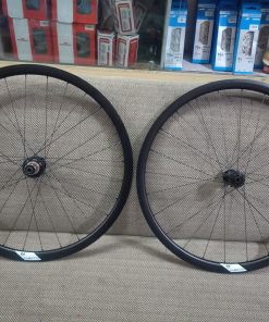 NOVATEC WHEELSET JETFLYDB 700 12x100 12x142, TUBELESS READY